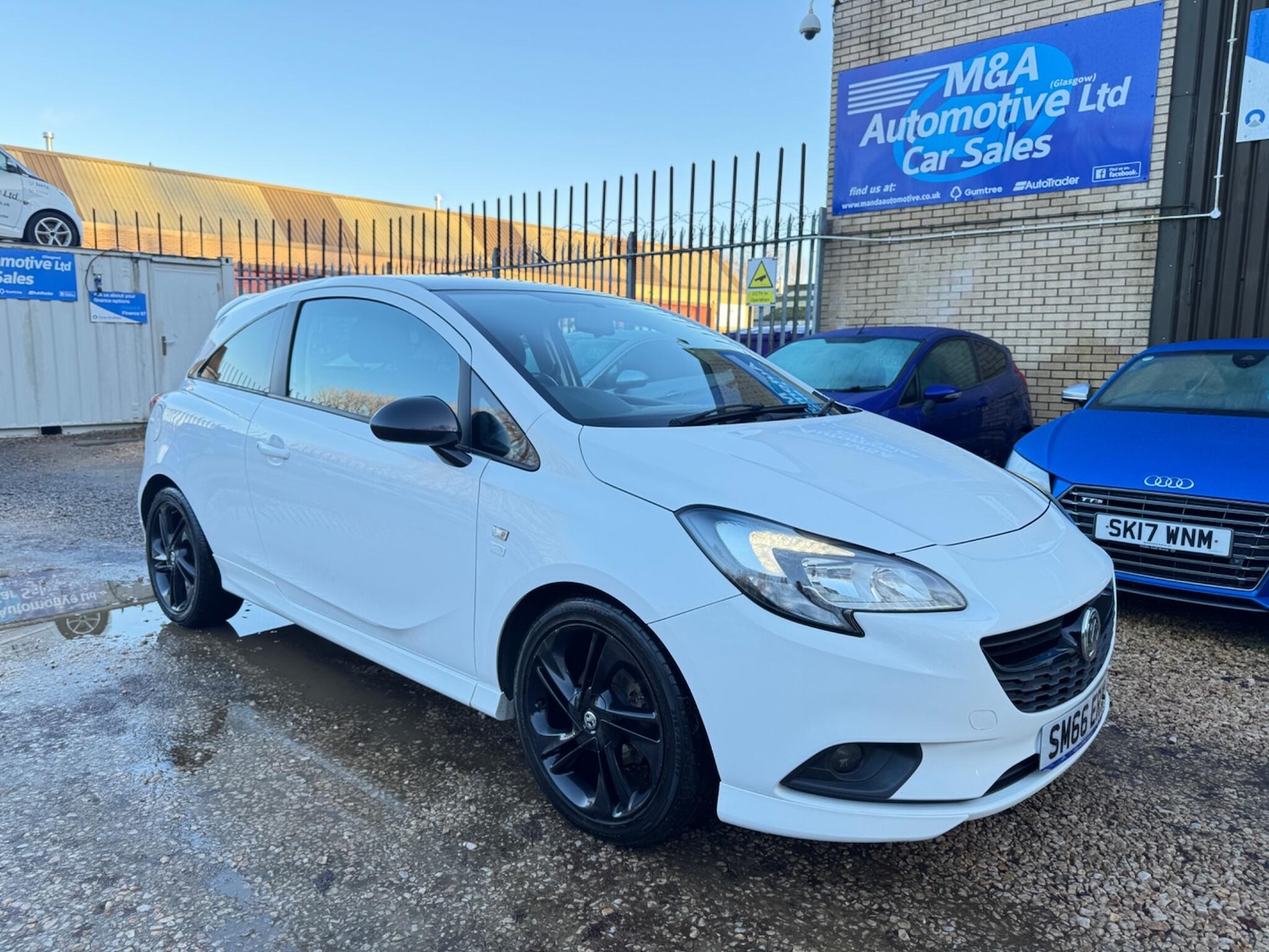 Used Vauxhall Corsa 2016 for sale - 77215807: Photo 2