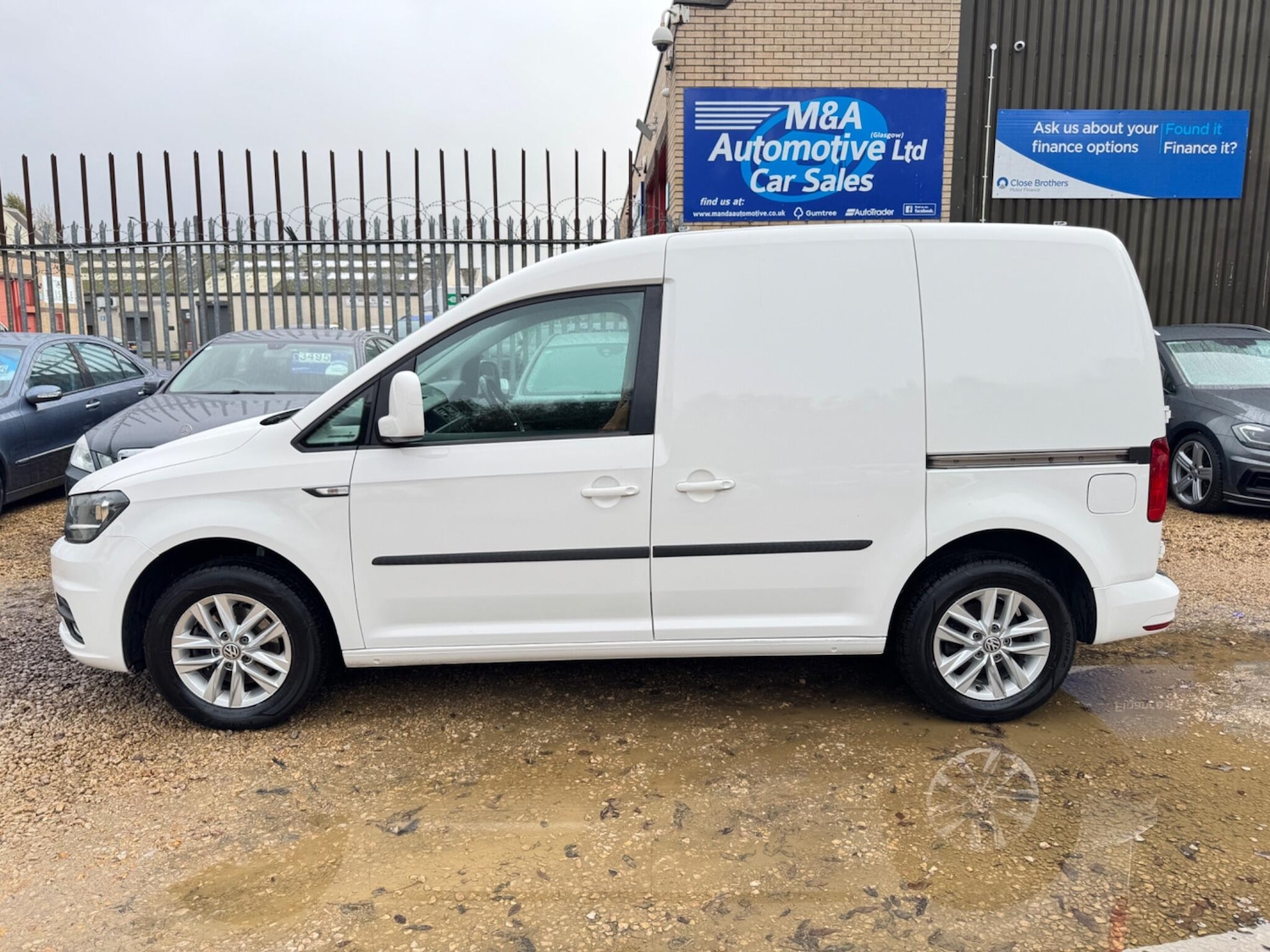 Used Volkswagen Caddy 2016 for sale - 76336327: Photo 9