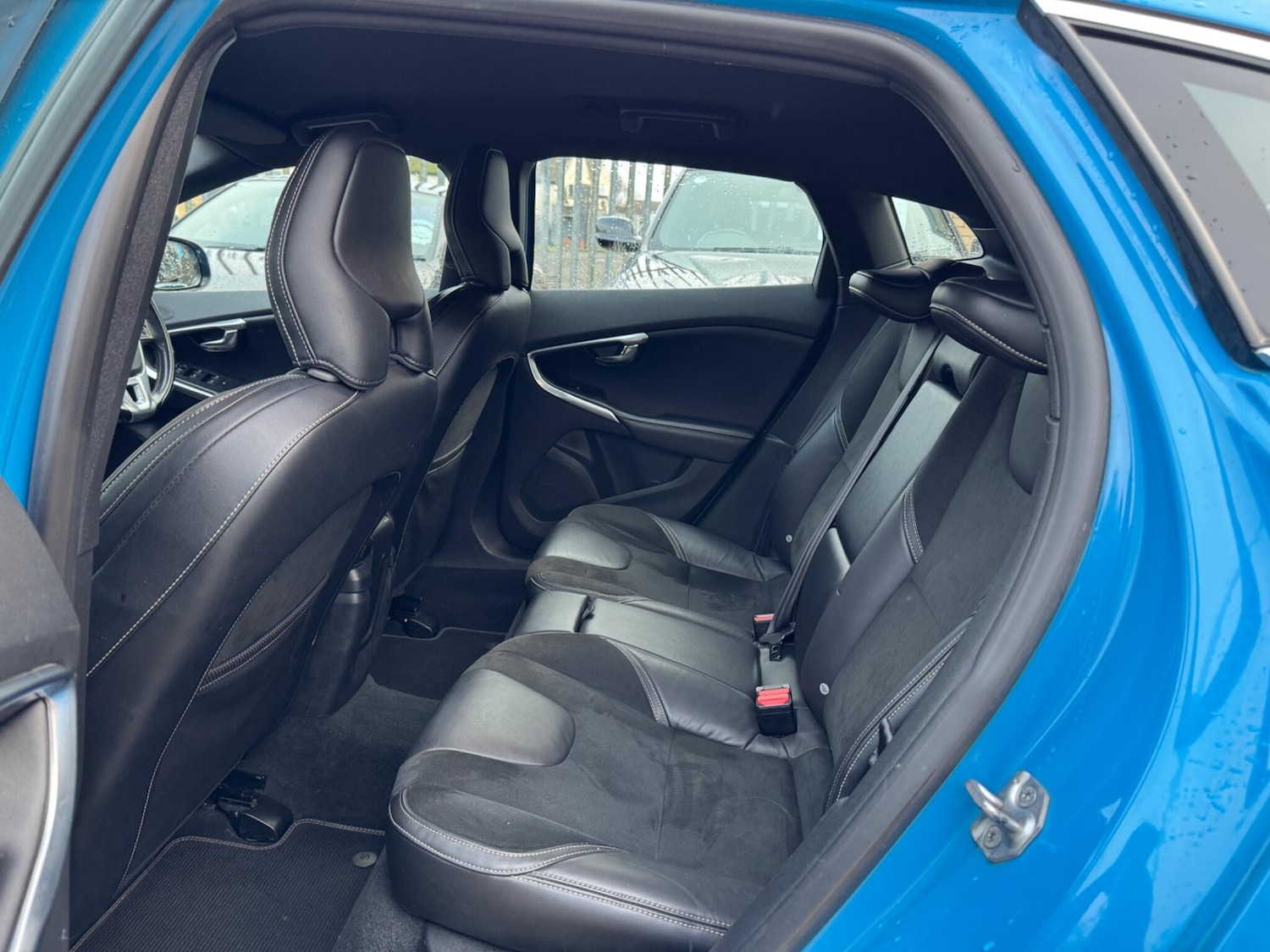 Used Volvo V40 2015 for sale - 77066558: Photo 15