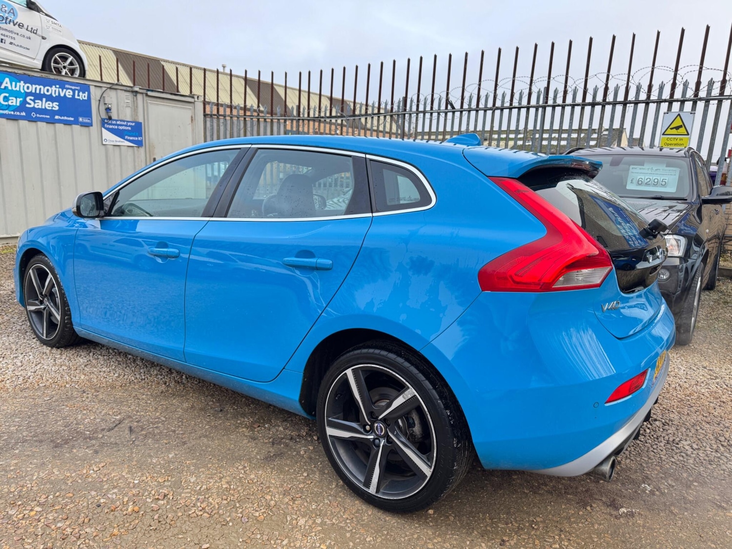 Used Volvo V40 2015 for sale - 77066558: Photo 4