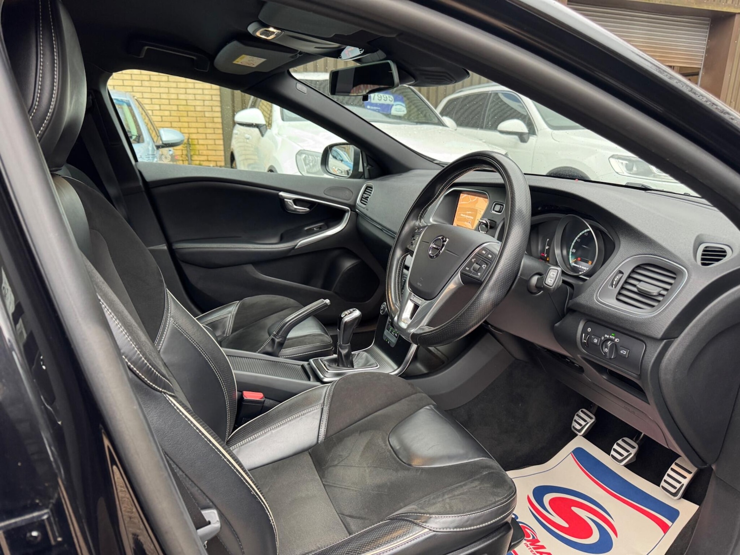 Used Volvo V40 for sale - 77468948: Photo 10