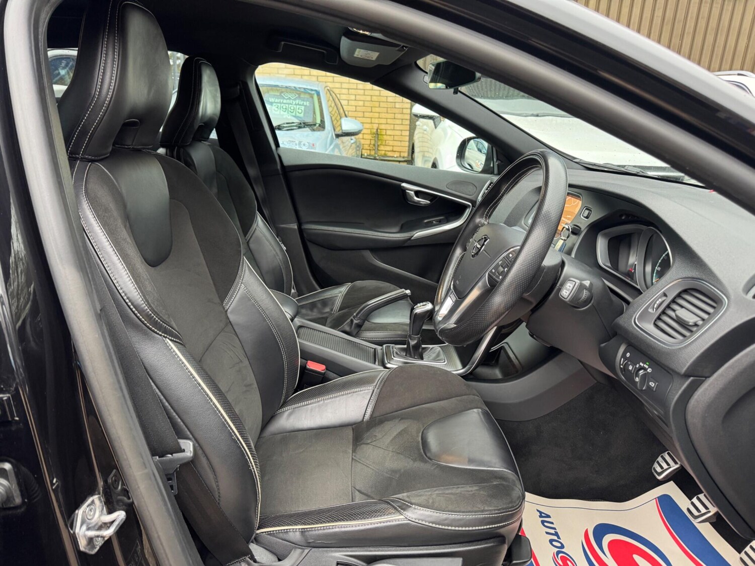 Used Volvo V40 for sale - 77468948: Photo 11