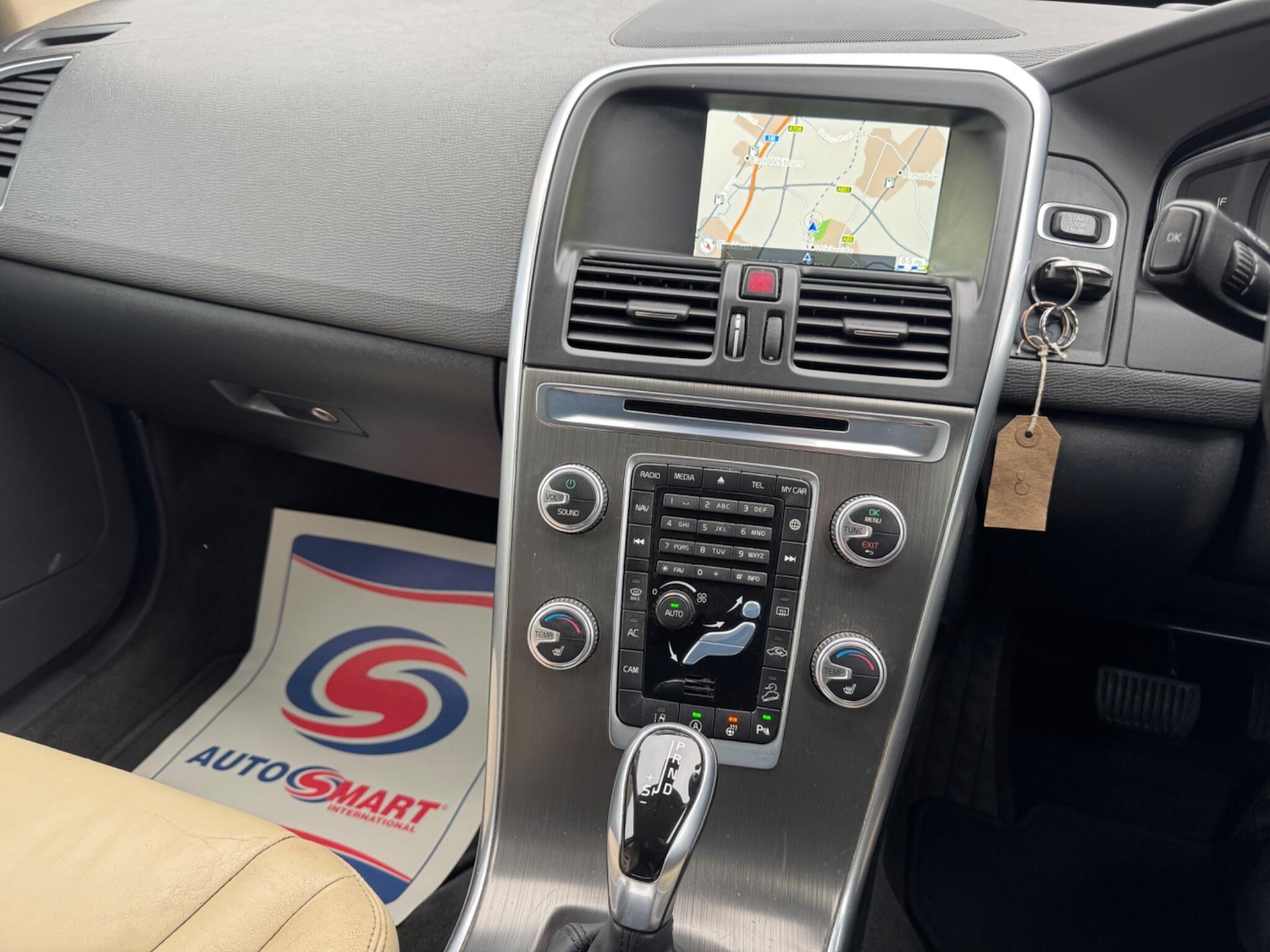 Used Volvo XC60 for sale - 77537276: Photo 10