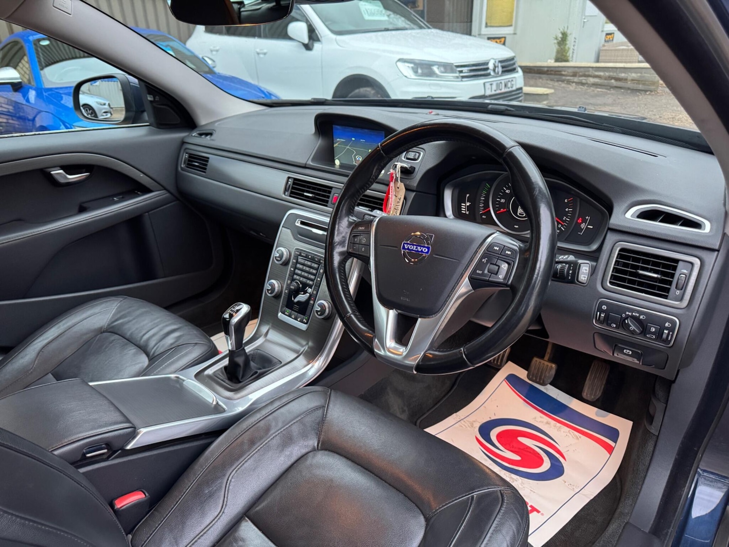 Used Volvo V70 2015 for sale - 77279481: Photo 10