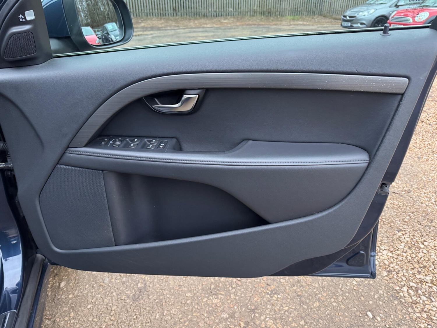 Used Volvo V70 2015 for sale - 77279481: Photo 17