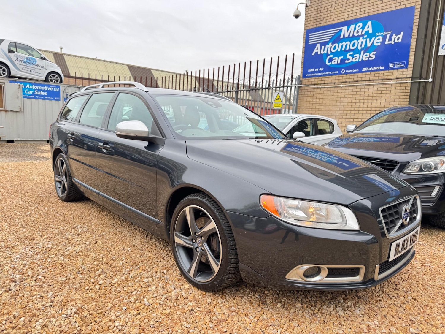 Used Volvo V70 2013 for sale - 78170505: Photo 1