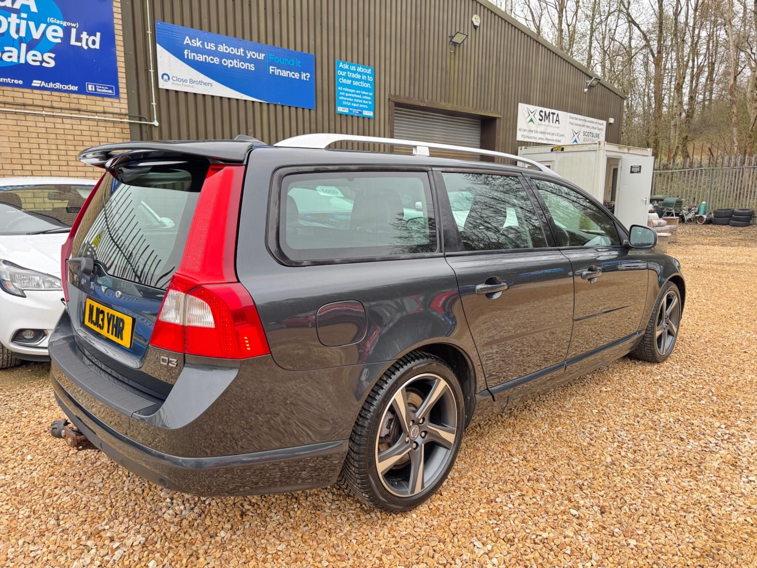 Used Volvo V70 2013 for sale - 78170505: Photo 3
