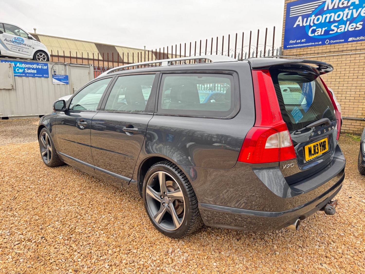 Used Volvo V70 2013 for sale - 78170505: Photo 4
