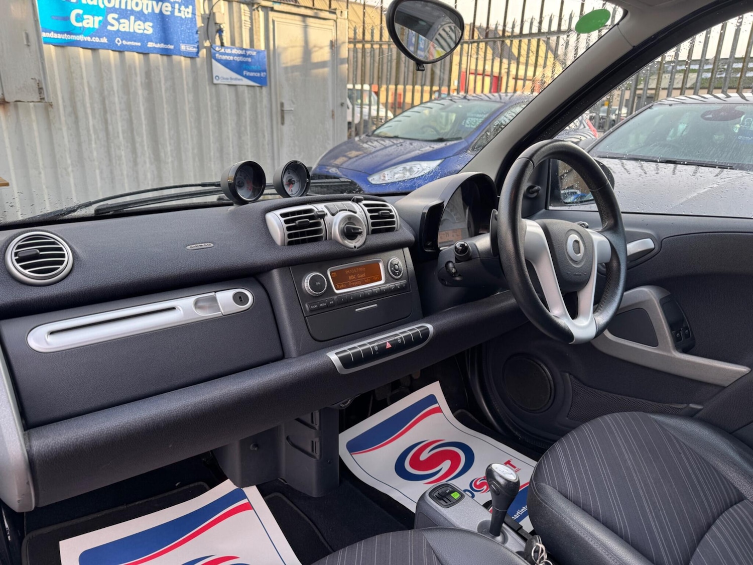 Used smart fortwo 2011 for sale - 77130819: Photo 10