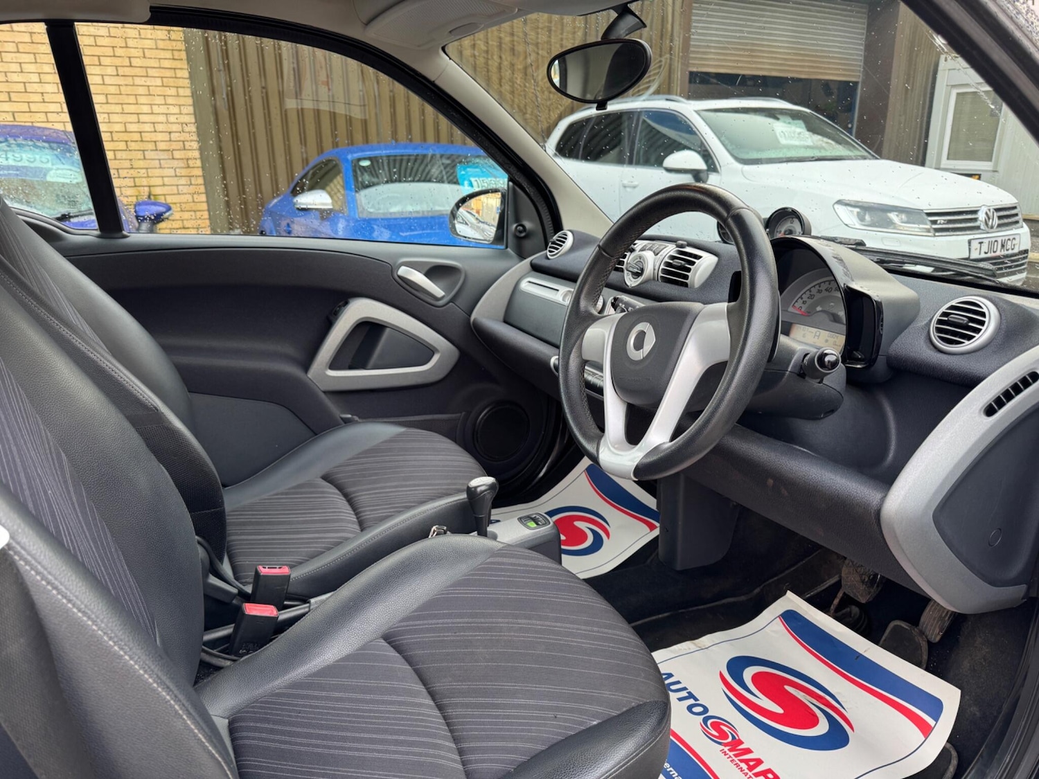 Used smart fortwo 2011 for sale - 77130819: Photo 11