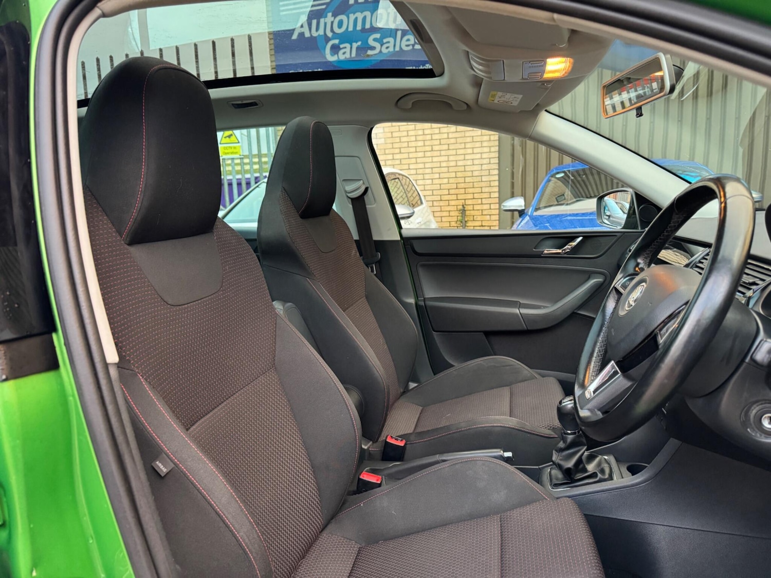 Used Skoda Rapid Spaceback 2015 for sale - 76887267: Photo 9