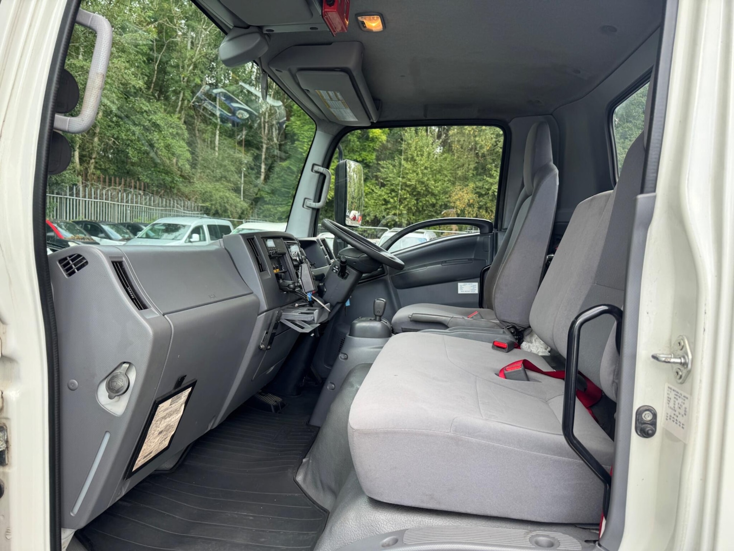 Used Isuzu Forward 2016 for sale - 75990789: Photo 23