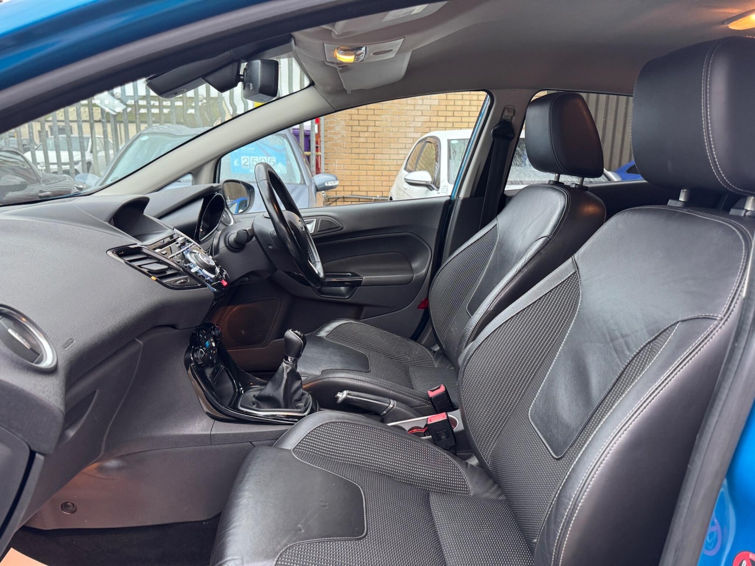 Used Ford Fiesta 2015 for sale - 76913394: Photo 13