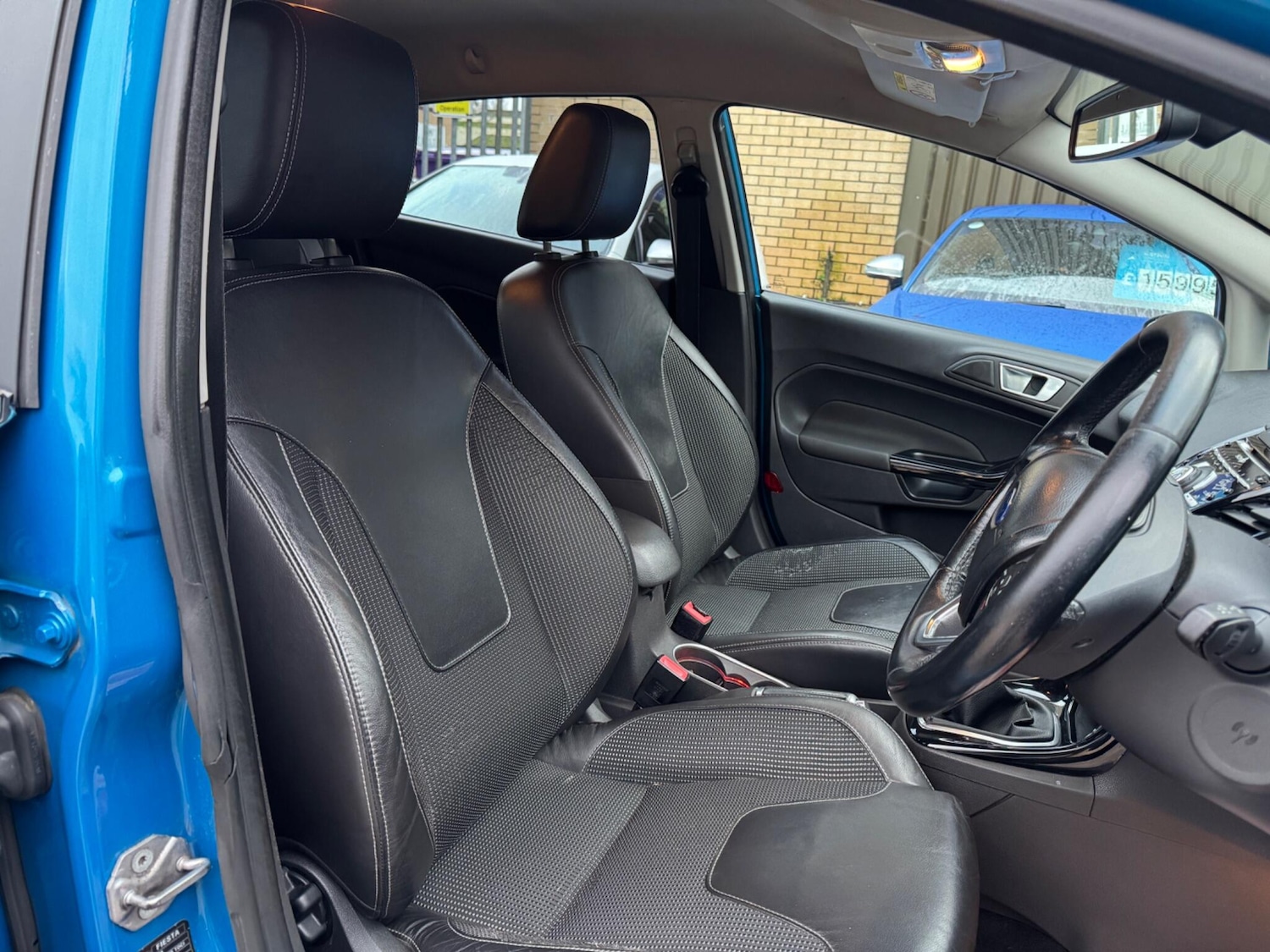 Used Ford Fiesta 2015 for sale - 76913394: Photo 9