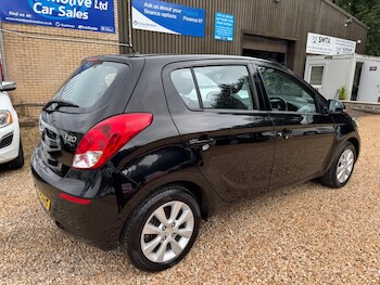 Used Hyundai i20 2013 for sale - 79145652: Photo