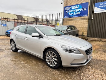 Used Volvo V40 2014 for sale - 78823116: Photo