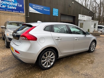Used Volvo V40 2014 for sale - 78823116: Photo