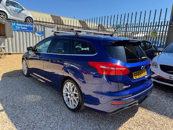 Used Ford Focus 2015 for sale - 78430126: Photo