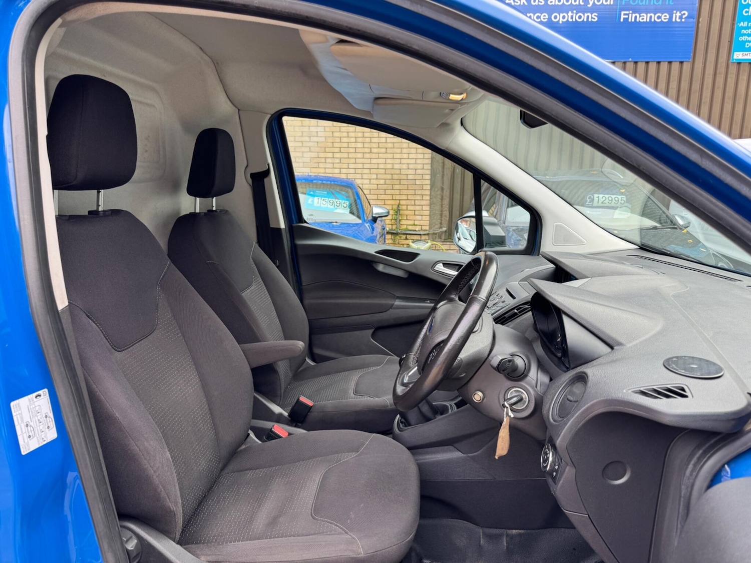 Used Ford Transit Courier 2018 for sale - 76200788: Photo 11