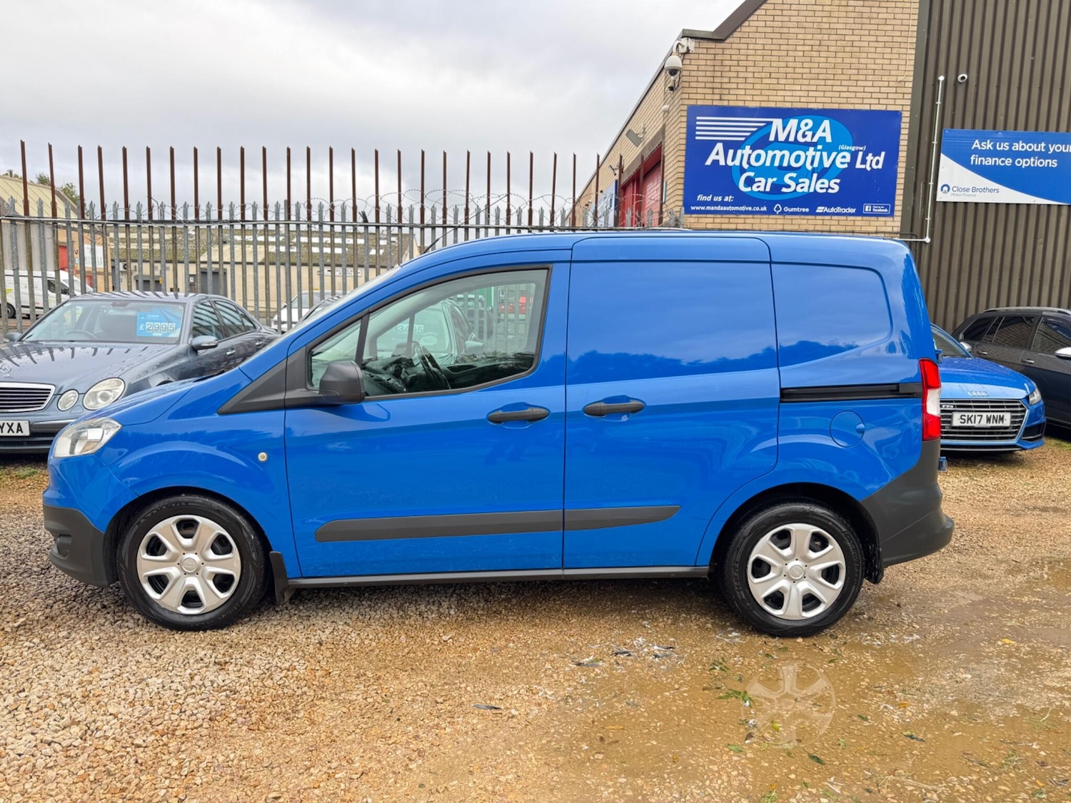 Used Ford Transit Courier 2018 for sale - 76200788: Photo 6