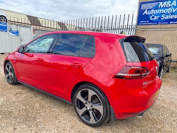 Used Volkswagen Golf 2014 for sale - 75041874: Photo