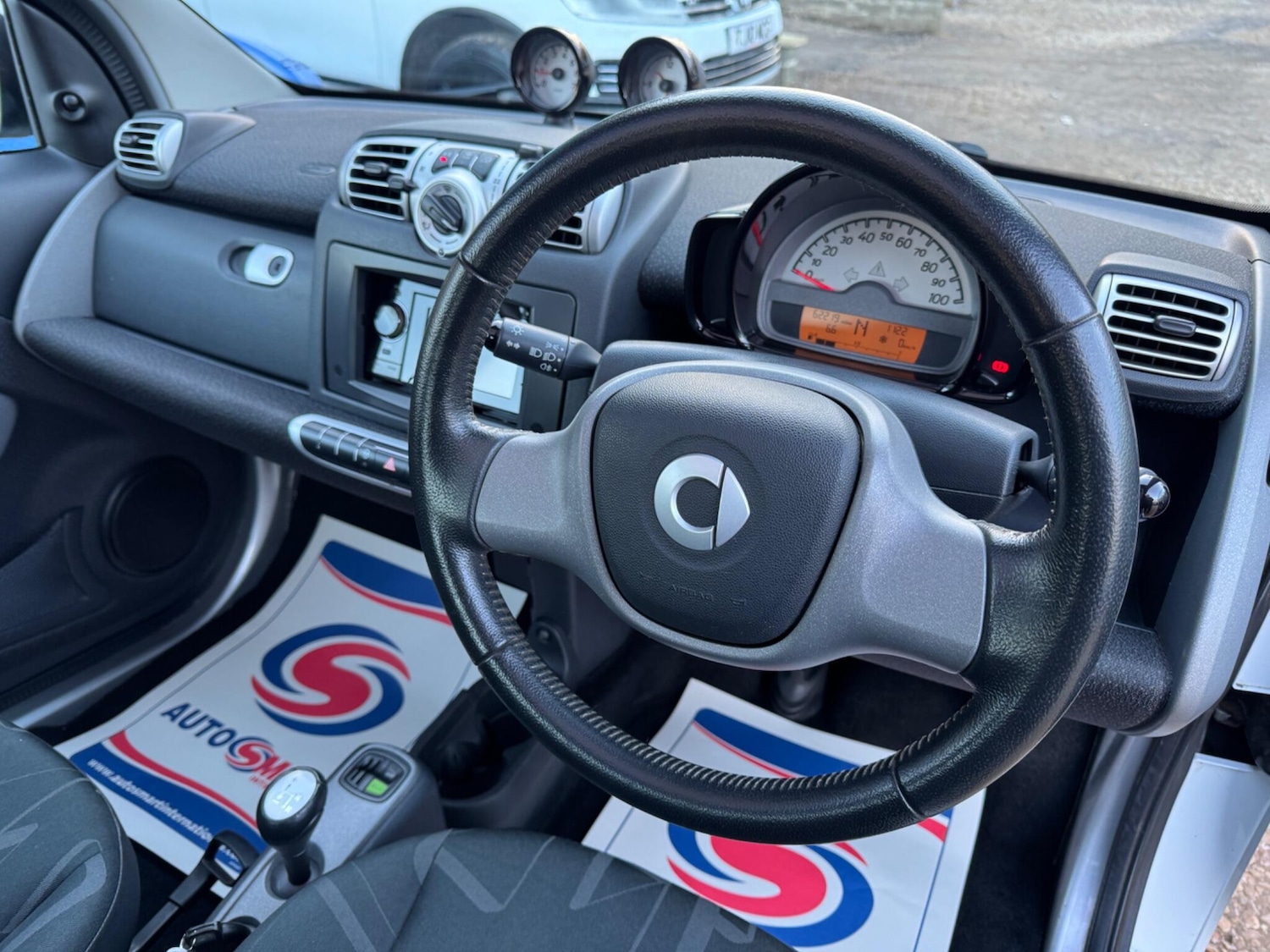 Used smart fortwo 2010 for sale - 77131472: Photo 12