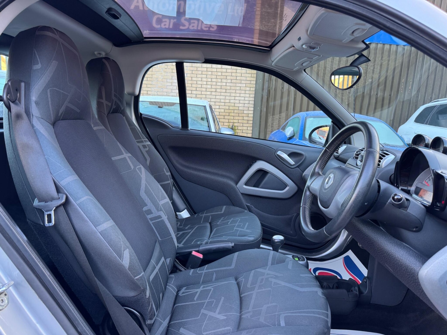 Used smart fortwo 2010 for sale - 77131472: Photo 15