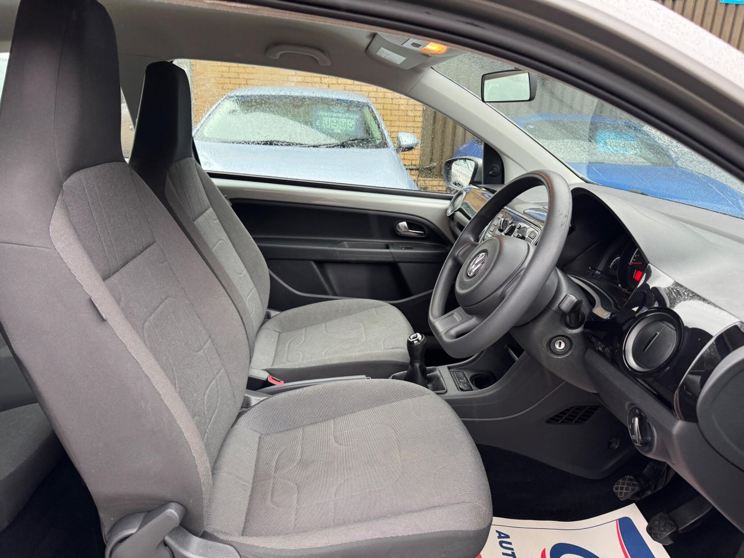 Used Volkswagen up! 2015 for sale - 77440863: Photo 11