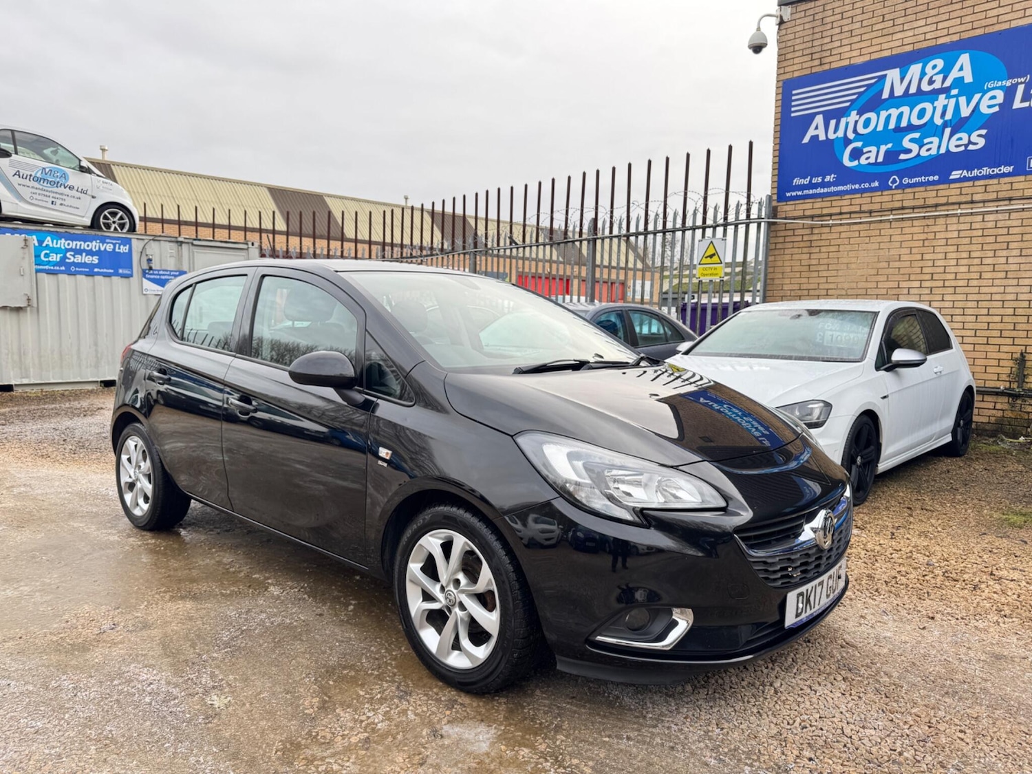 Used Vauxhall Corsa 2017 for sale - 76715077: Photo 2