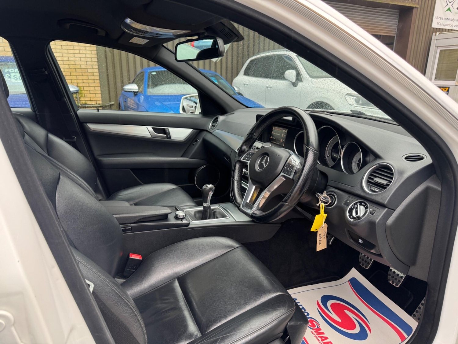 Used Mercedes-Benz C Class 2013 for sale - 77306361: Photo 11