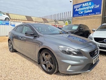 Used Volvo V40 2015 for sale - 78728864: Photo