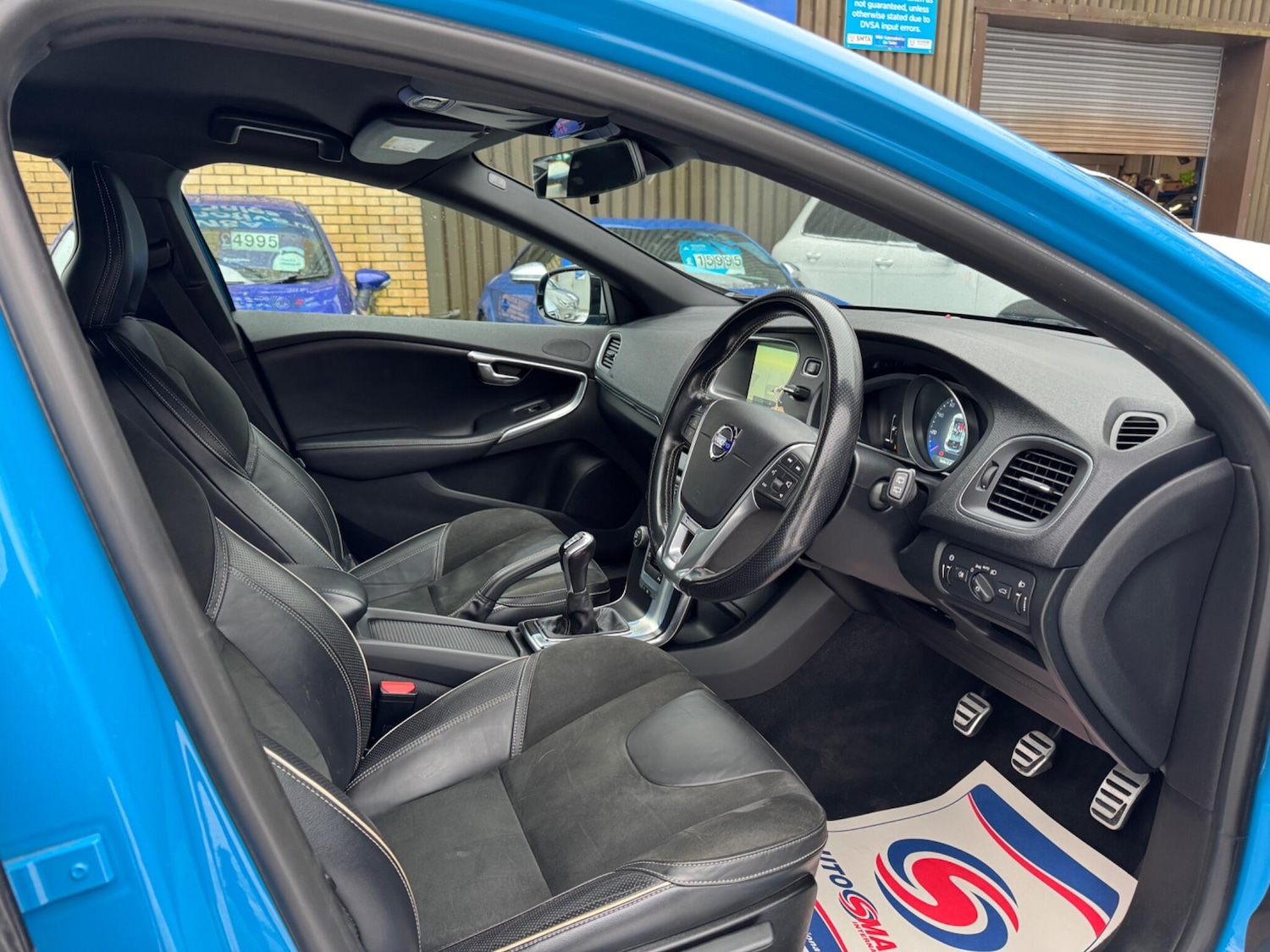 Used Volvo V40 2014 for sale - 77156427: Photo 10