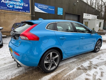 Used Volvo V40 2014 for sale - 77156427: Photo