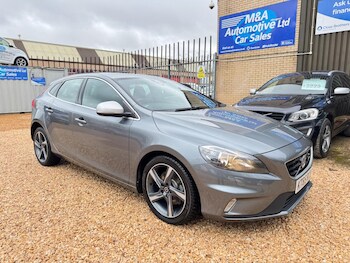 Used Volvo V40 2016 for sale - 78261410: Photo