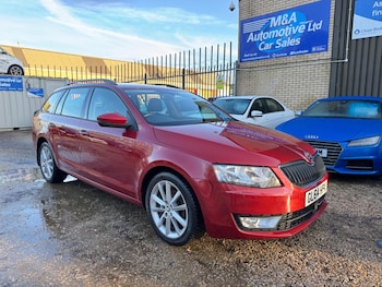 (64) - 2.0 TDI Elegance DSG Euro 5 (s/s) 5dr