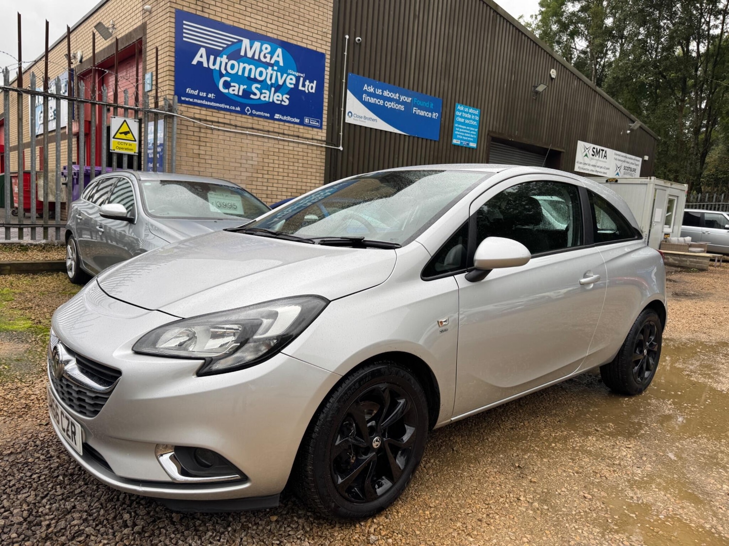 Used Vauxhall Corsa 2016 for sale - 76166825: Photo 1