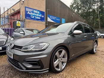 Used Volkswagen Golf 2018 for sale - 76109009: Photo