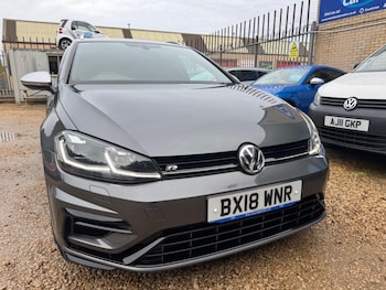 Used Volkswagen Golf 2018 for sale - 76109009: Photo