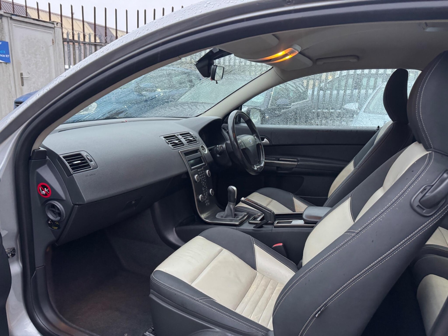 Used Volvo C30 2011 for sale - 77344268: Photo 13