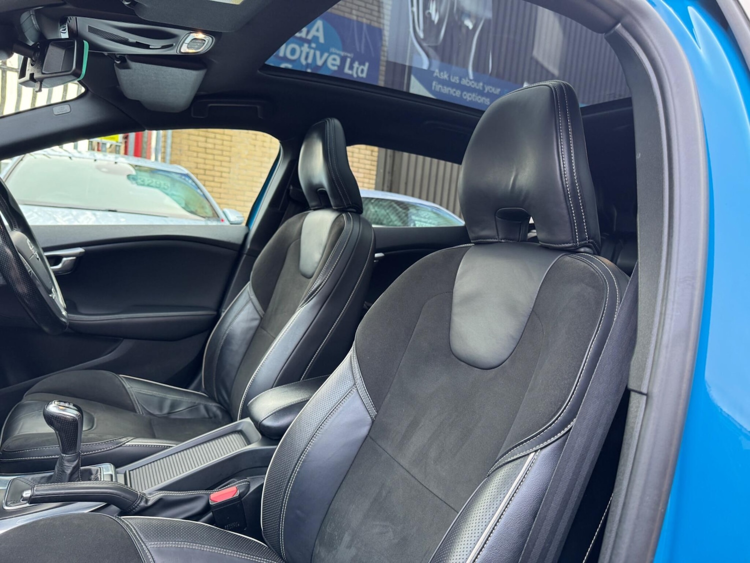 Used Volvo V40 2014 for sale - 77230153: Photo 14