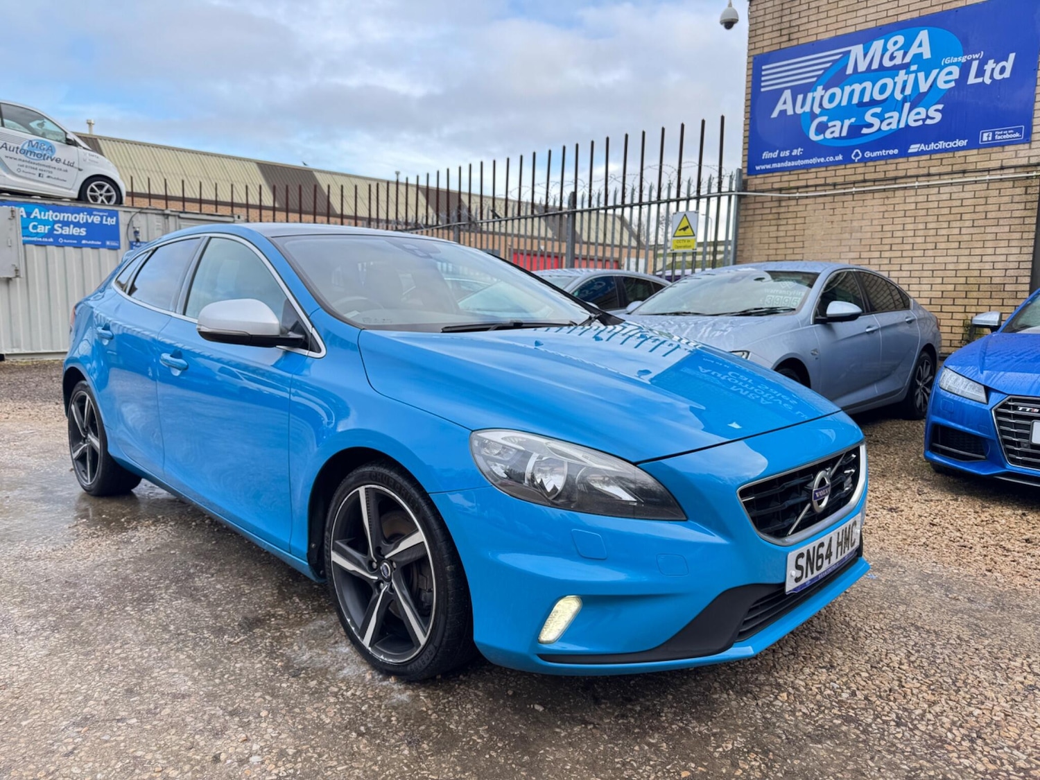Used Volvo V40 2014 for sale - 77230153: Photo 2
