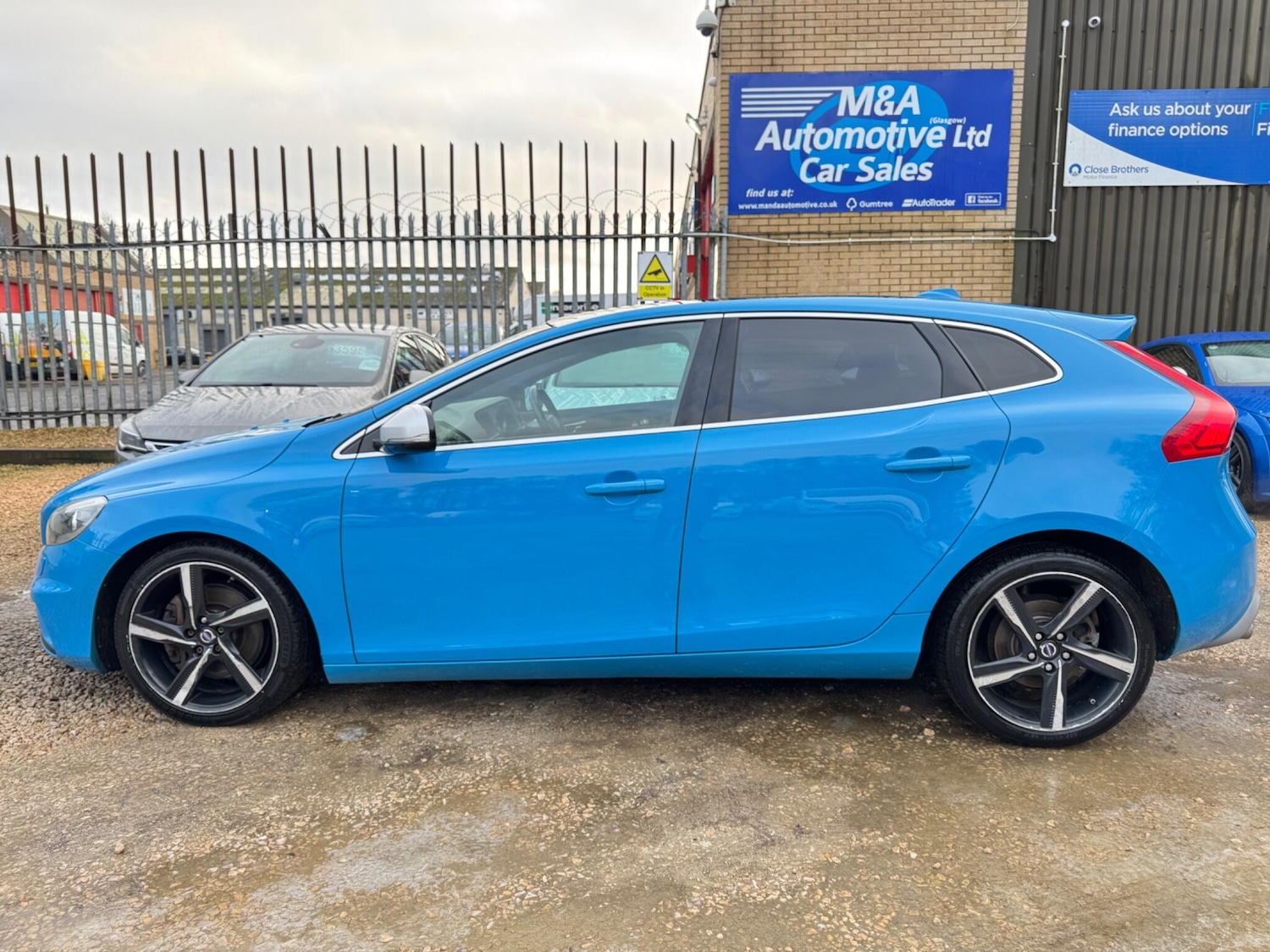 Used Volvo V40 2014 for sale - 77230153: Photo 5
