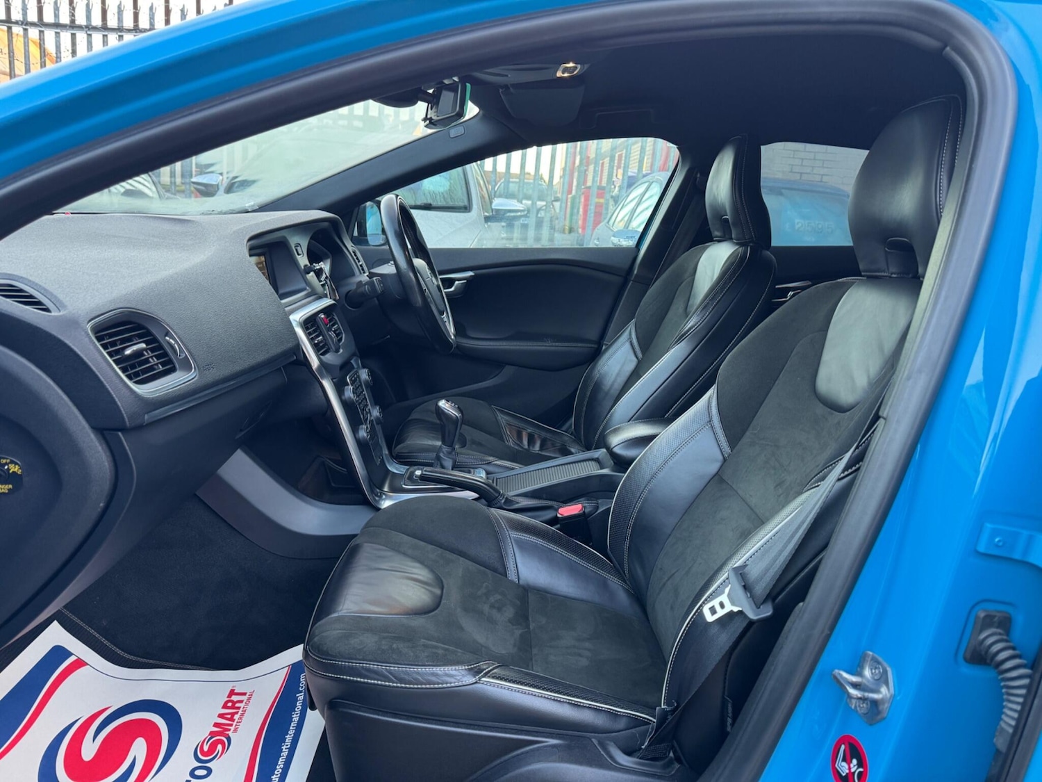 Used Volvo V40 2015 for sale - 76926277: Photo 12