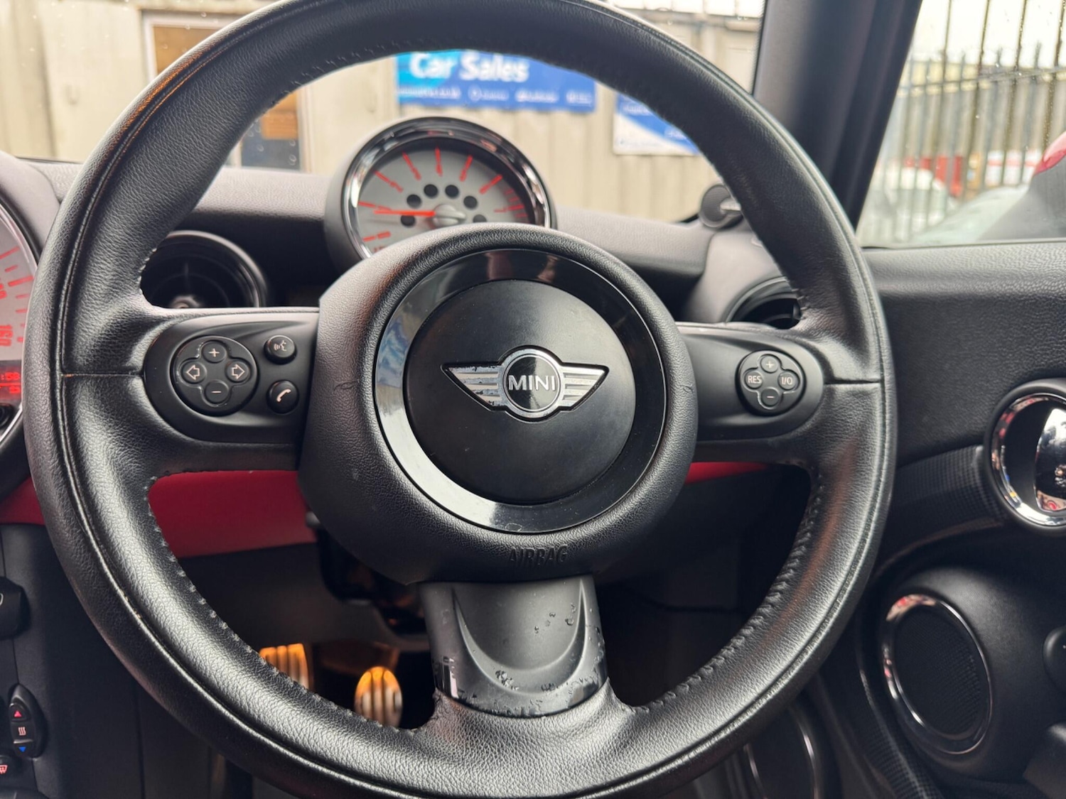 Used MINI Convertible 2012 for sale - 76742381: Photo 14