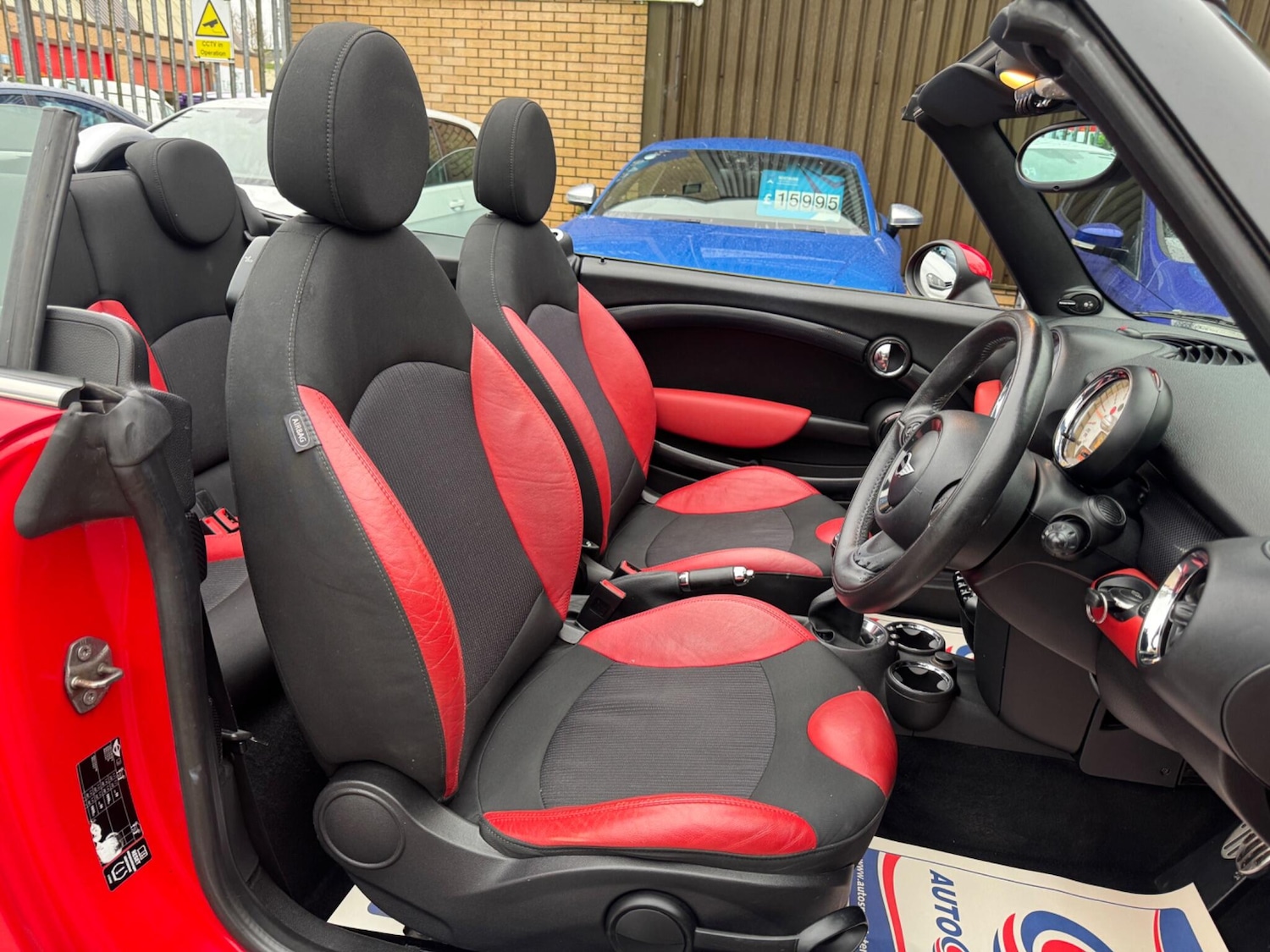 Used MINI Convertible 2012 for sale - 76742381: Photo 21