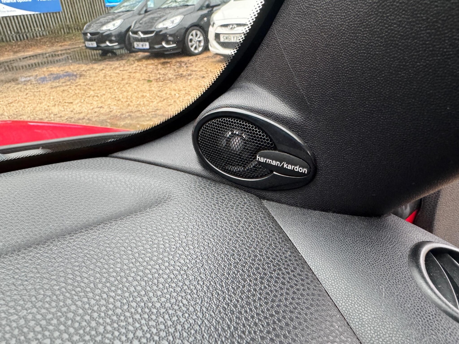 Used MINI Convertible 2012 for sale - 76742381: Photo 24