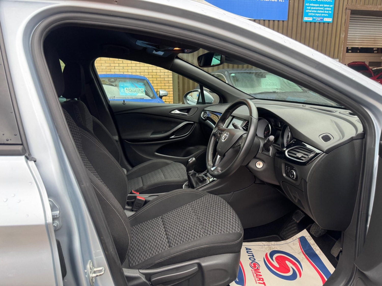 Used Vauxhall Astra for sale - 76499830: Photo 9