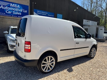 Used Volkswagen Caddy 2015 for sale - 78447609: Photo