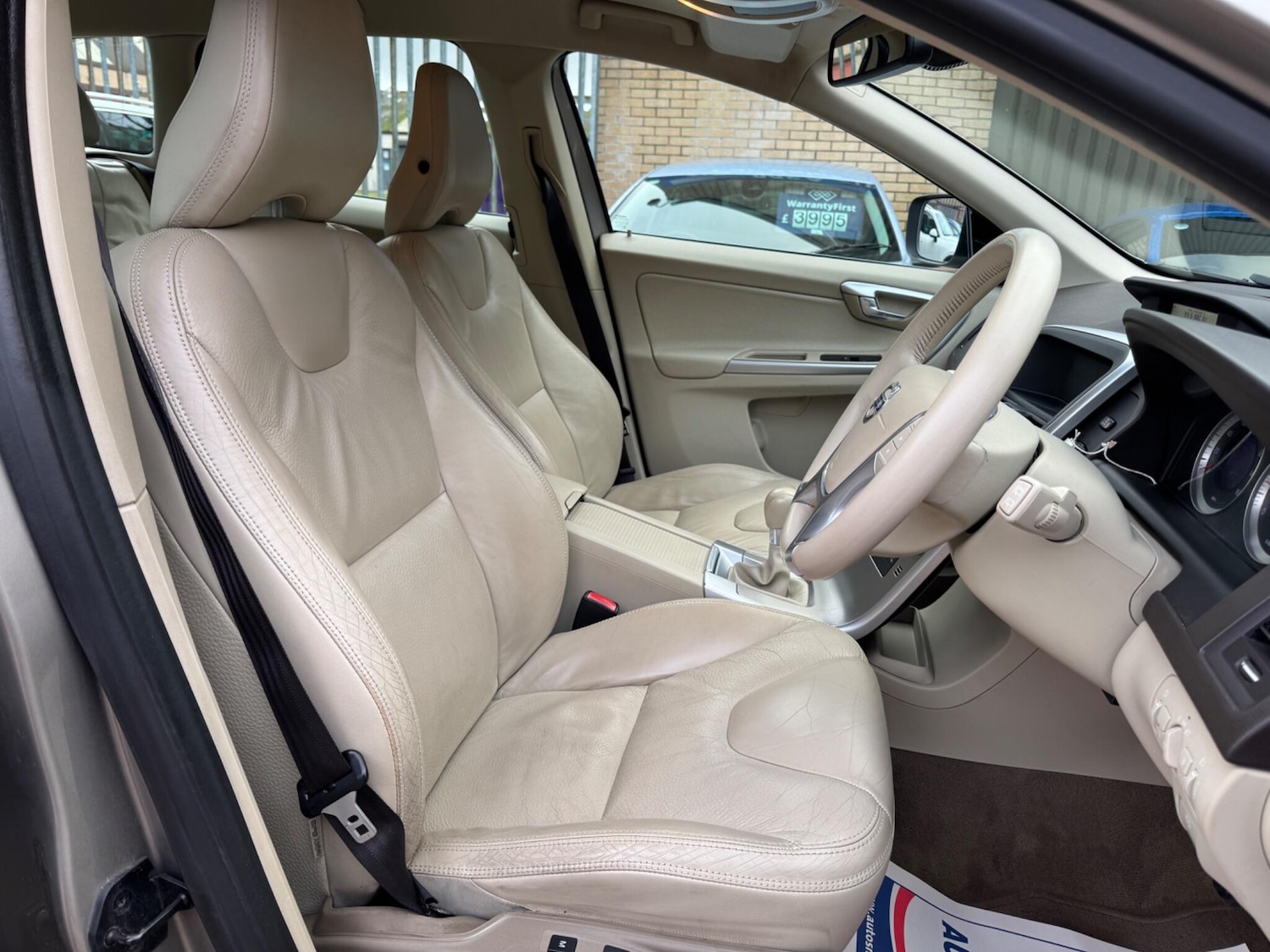 Used Volvo XC60 2010 for sale - 77468013: Photo 9