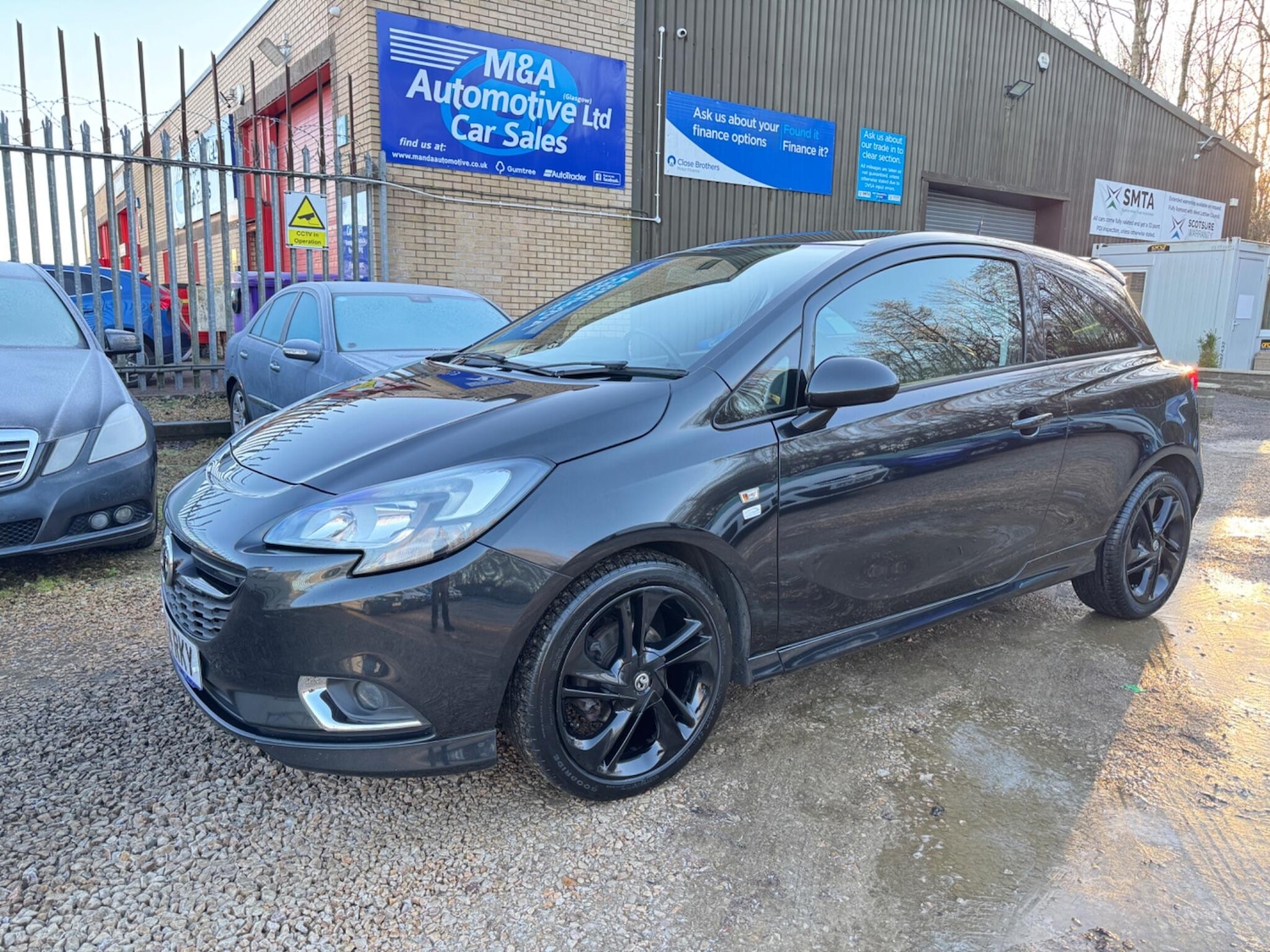 Used Vauxhall Corsa for sale - 76700696: Photo 2